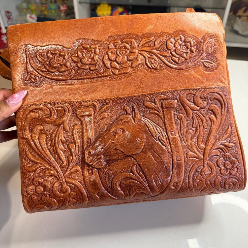 VINTAGE Western Tooled Brown Leather Horse Horseshoe Shoulder Bag Medium Purse - Picture 7 of 11